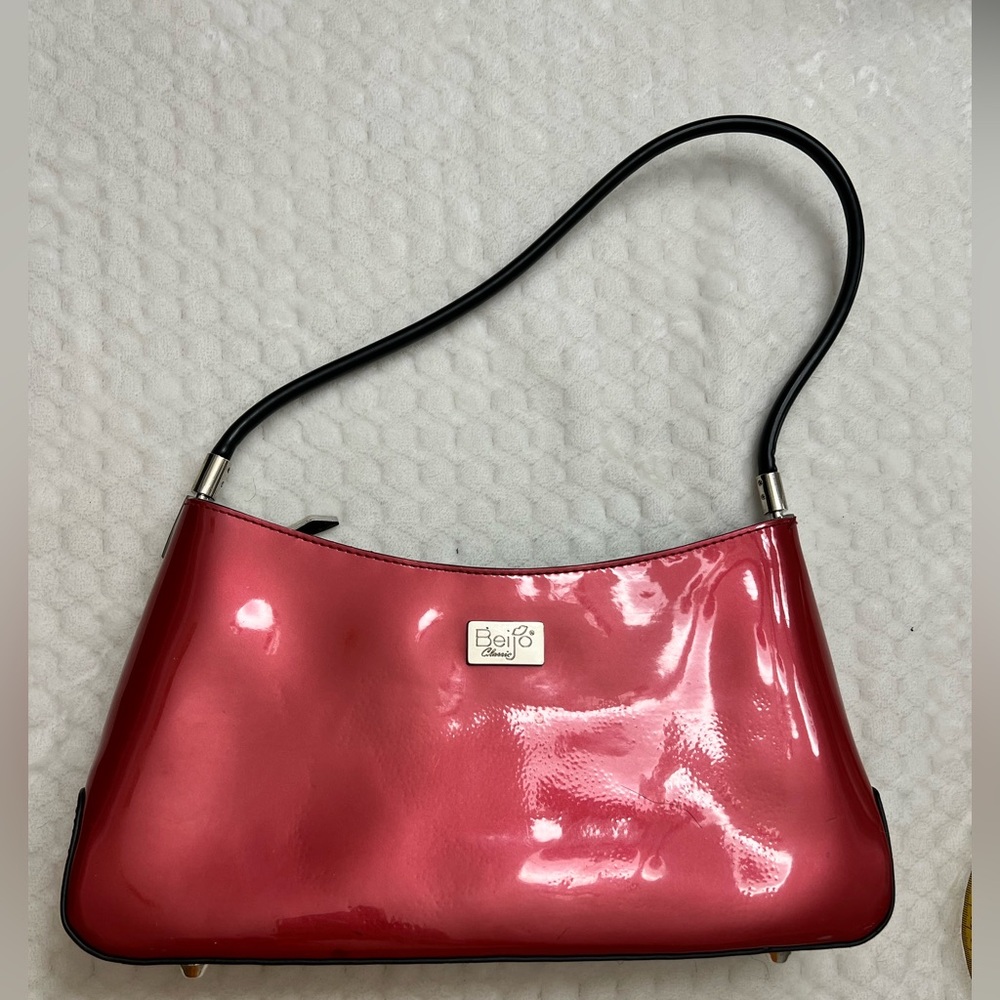 Red Vintage Beijo Shoulder Bag Y2K style